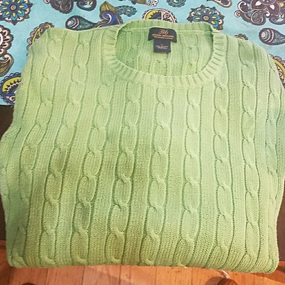 BROOKS BROTHERS- beautiful- Like New Sweater